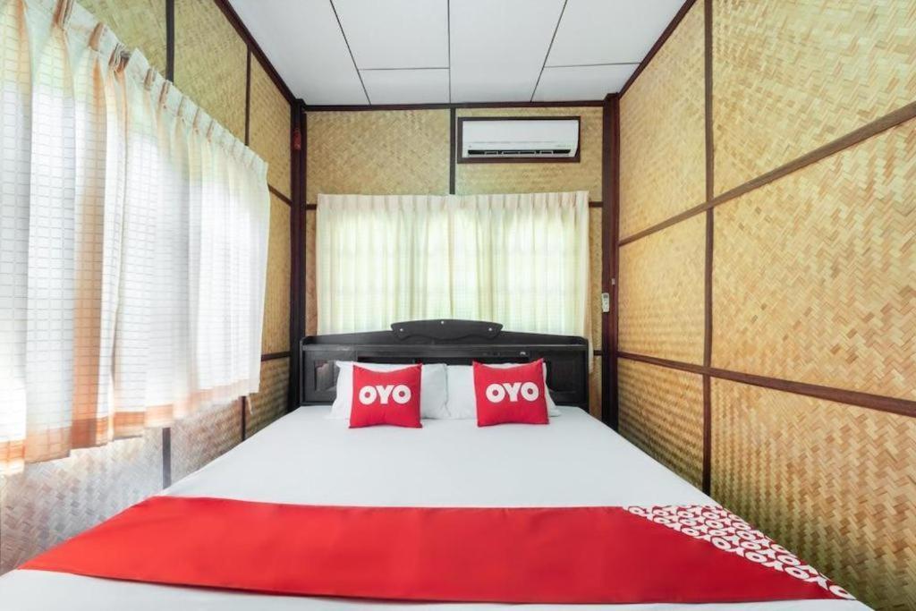 Oyo 1143 Phet Luran Thai Resort Kohchang Koh Chang Ngoại thất bức ảnh