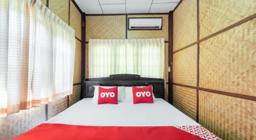 Oyo 1143 Phet Luran Thai Resort Kohchang Koh Chang Ngoại thất bức ảnh