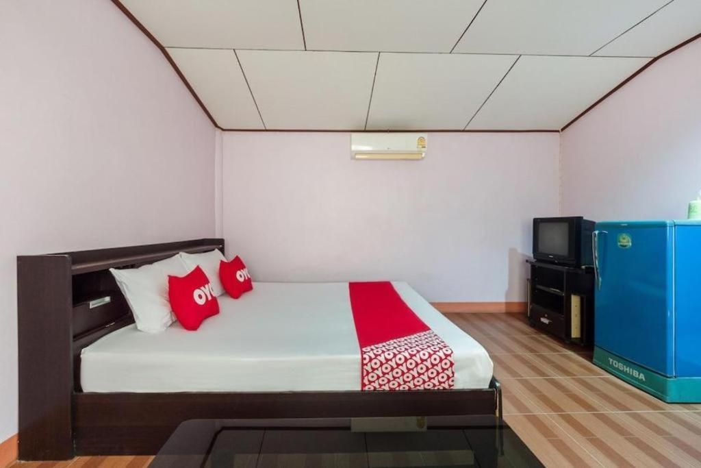 Oyo 1143 Phet Luran Thai Resort Kohchang Koh Chang Ngoại thất bức ảnh